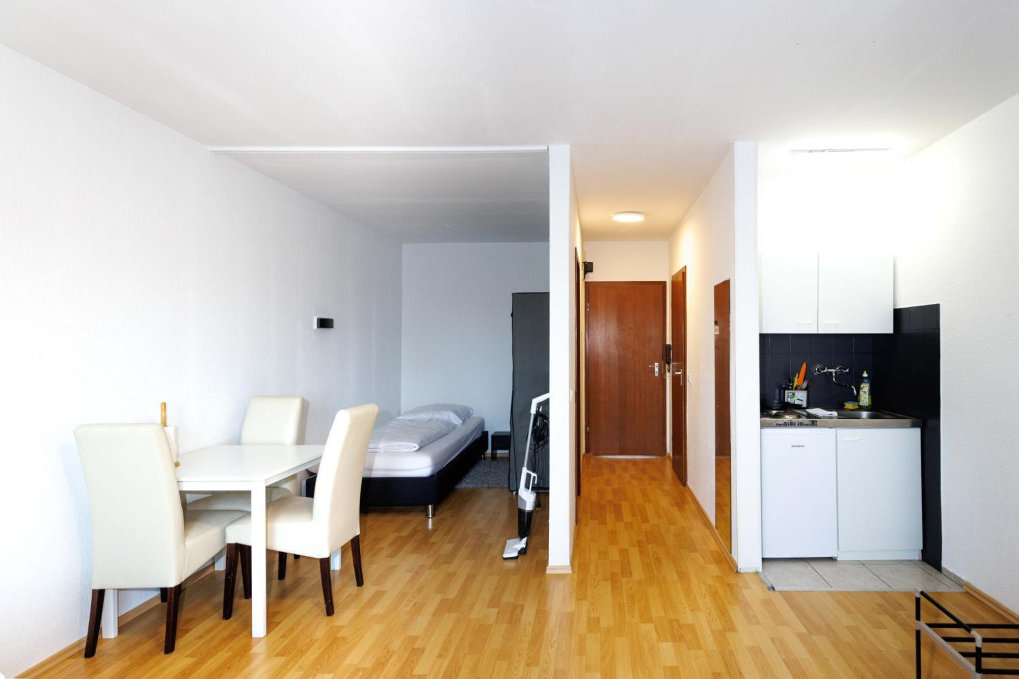Apartmenthaus - Ludwigshafen Exteriör bild